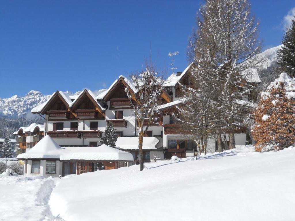 Il Piccolo Dolomiti Resort アンダロ エクステリア 写真